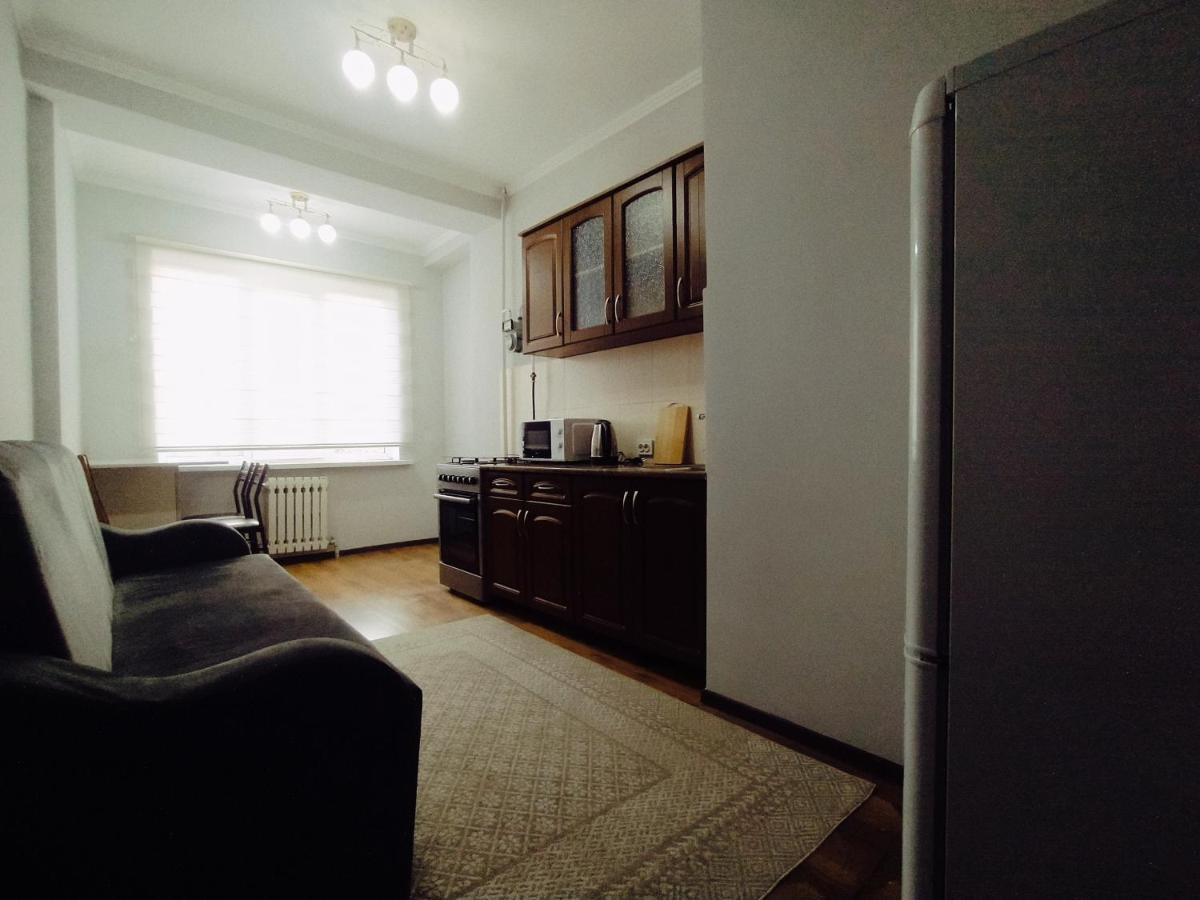 Aura On Turusbekova Street 124 Apartment Bishkek Ngoại thất bức ảnh